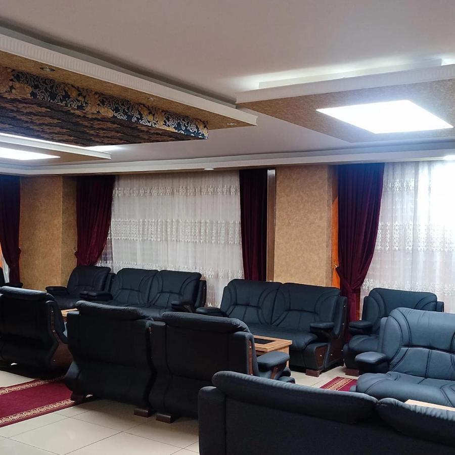 Yeni Van Otel Bostanici Luaran gambar
