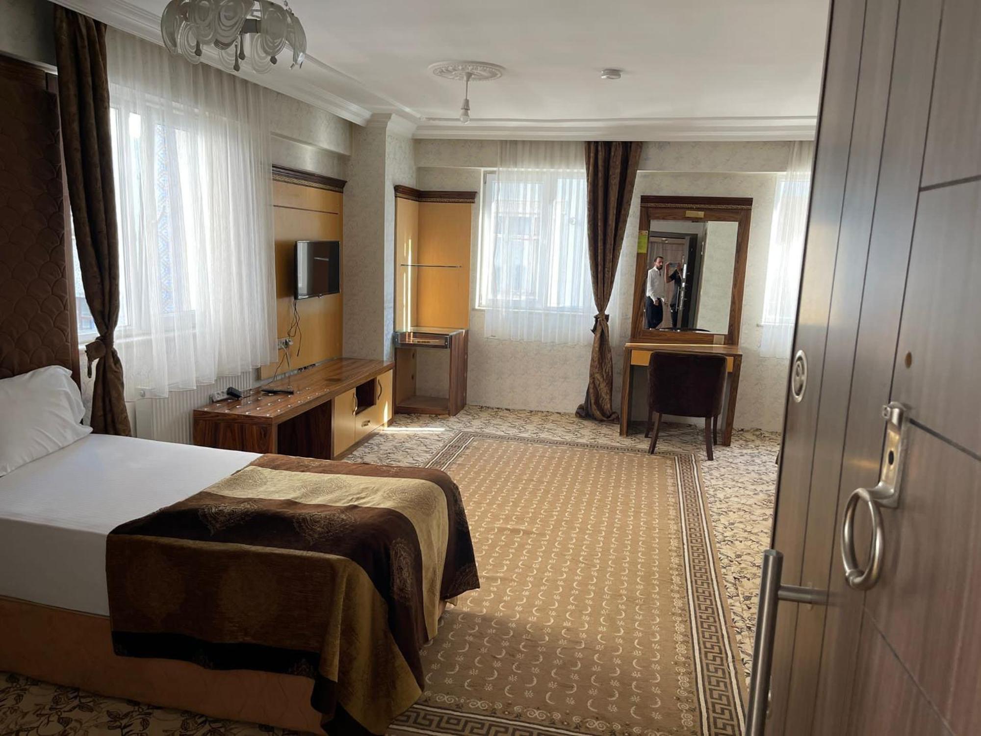 Yeni Van Otel Bostanici Luaran gambar