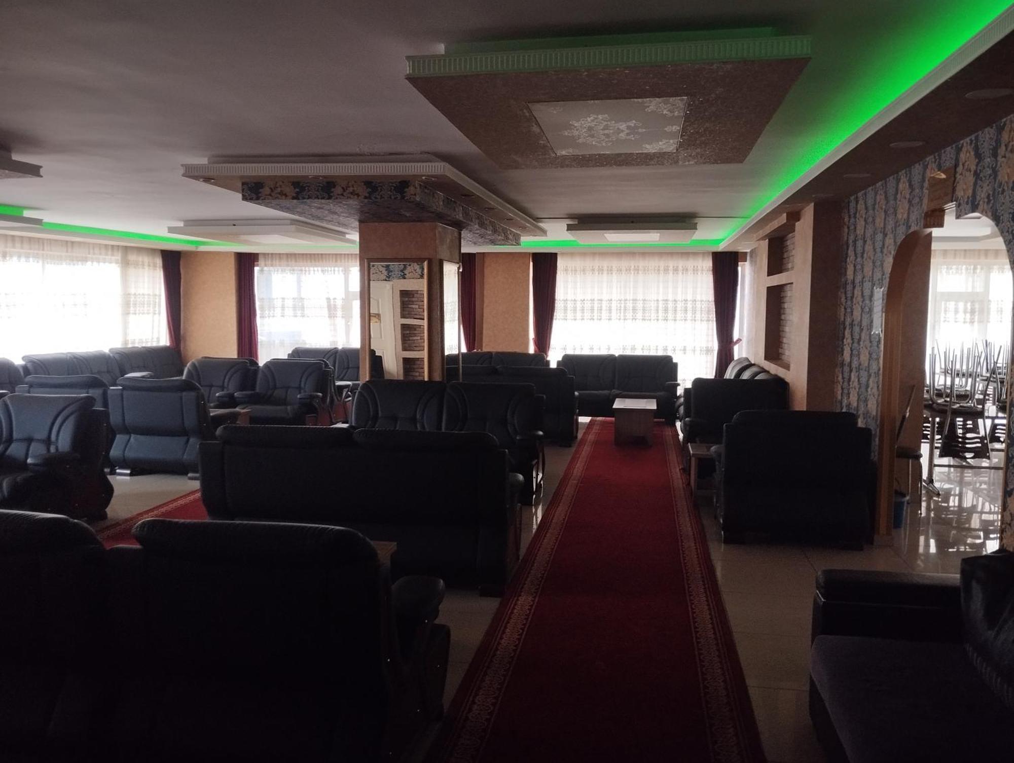 Yeni Van Otel Bostanici Luaran gambar